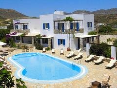 Brothers Hotel in Ios