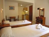 Brothers Hotel in Ios