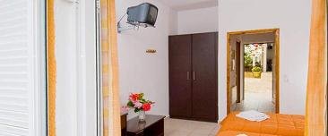 Corfu Hotels, Konstantina Apartments