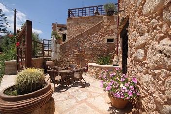 Samonas Traditional Settlement on Crete - One Bedroom Villa Diktamos, Crete.