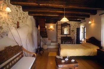 Samonas Traditional Settlement on Crete - One Bedroom Villa Diktamos, Crete.