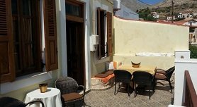 Mika's House Chalki, Halki