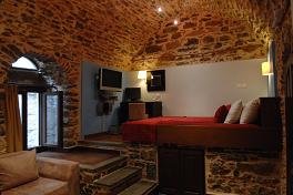 Chios Hotels, Medieval Castle in Mesta