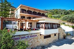 Corali Hotel, Kimi Evia