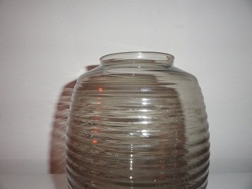 Copier fumi geringde vaas uit 1953