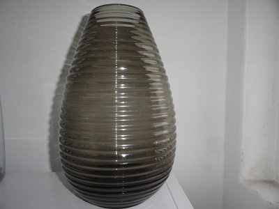 Copier fumi geringde vaas uit 1953