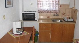 Maik Apartments in Metamorfosi, Halkidiki
