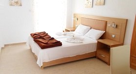 Maik Apartments in Metamorfosi, Halkidiki