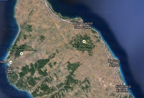 plattegrond van Sani beach op het Kassandra schiereiland in Halkidiki