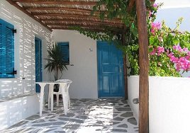 Roccos Studios in Antiparos