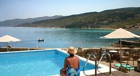 Ikaria, Cavos Bay Hotel