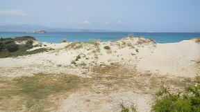 Mikri Vigla beach