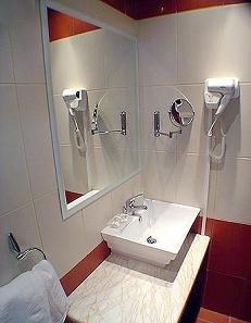 Kos, Americana Hotel