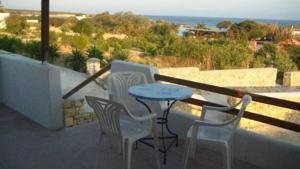 Hotels in Koufonissia - Paradise Studios - Harokopou Beach