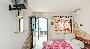 Kato Zakros, Coral Rooms