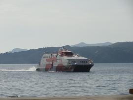 Milos veerboten, Milos ferries