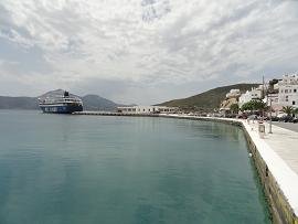 Milos veerboten, Milos ferries