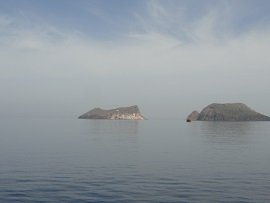 Milos, Akrathi & Arkadi islets