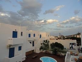 Milos, Soultana Apartments, Rooms and Studios in Pollonia