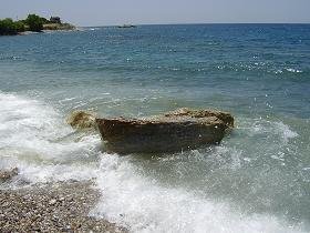 Samos, Perri Beach