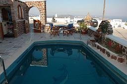 Santorini, Imerovigli, Merovigliosso Apartments & Studios