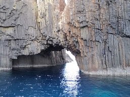 Milos, Glaronissia Islets