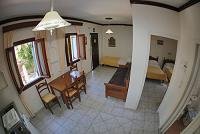 Kastro Studios & Apartments, Spetses