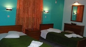 Smaragdi Hotel, Finikas, Syros