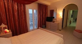 Dolphin Bay Hotel , Galissas Beach, Syros