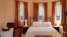 Sunrise Beach Suites, Azolimnos Beach, Syros