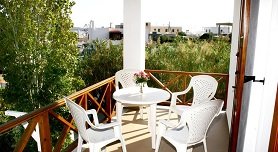 Letta's Apartments - Episkopis, Finikas, Syros